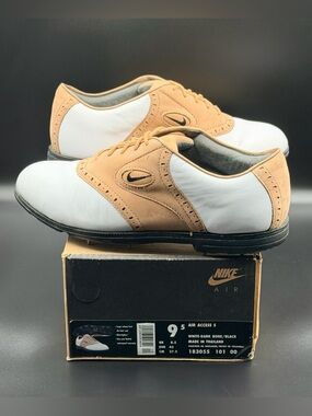 Vintage - Nike Golf Spikes 'White Tan'